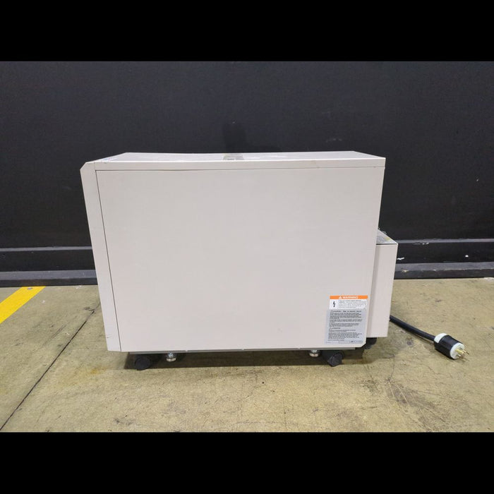 Toshiba UC3G2L036C6PS 3.6KVA Uninterruptible Power Supply On Casters - used medical equipment - image 2