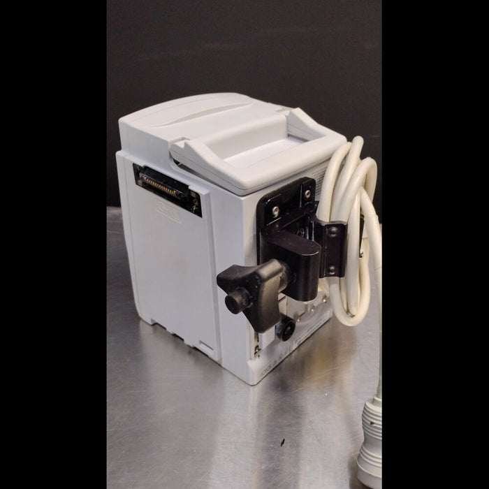 BD Alaris 8015 Infusion Pump - used medical equipment - image 2