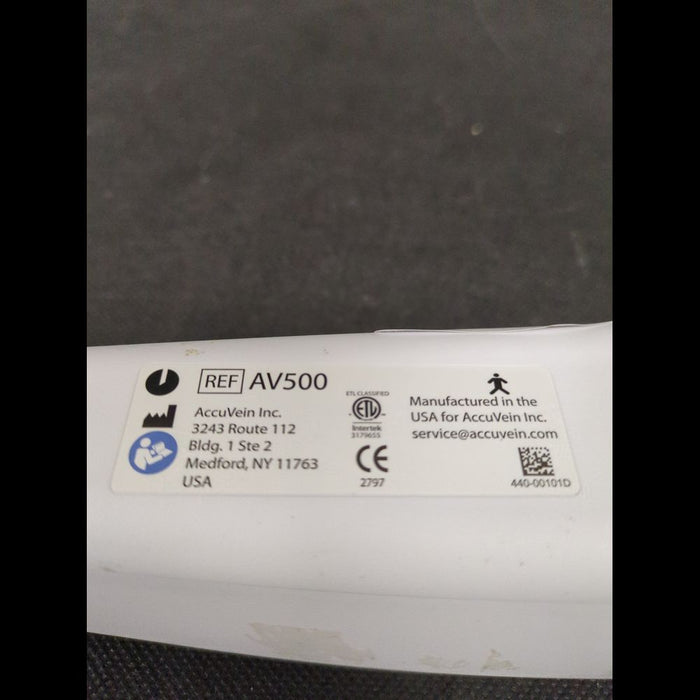 AccuVein AV500 Vein Viewer - used medical equipment - image 5