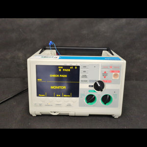 ZOLL M SERIES M SERIES DEFIBRILLATOR/MONITOR W/ CARRYING HANDLE & RECORDER