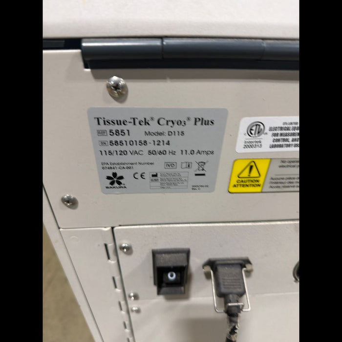 Sakura Tissue-tek CRYO3 Plus Cryostat With Handwheel - used medical equipment - image 5