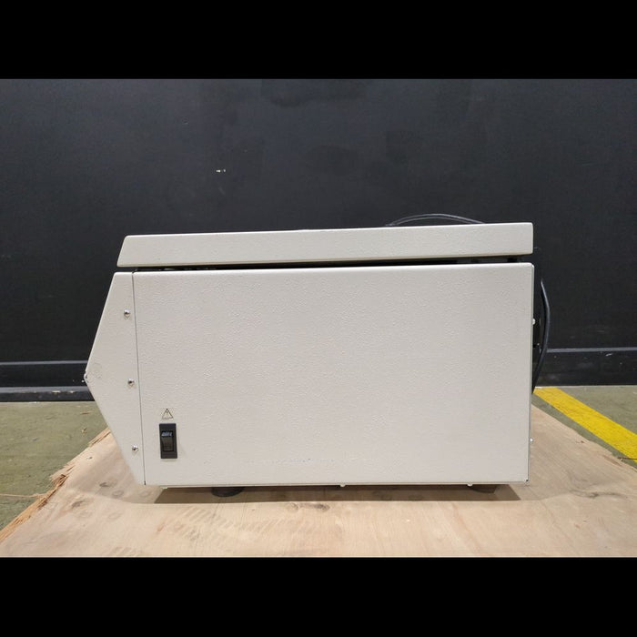 Beckman Coulter Spinchron DLX Benchtop Centrifuge - used medical equipment - image 3